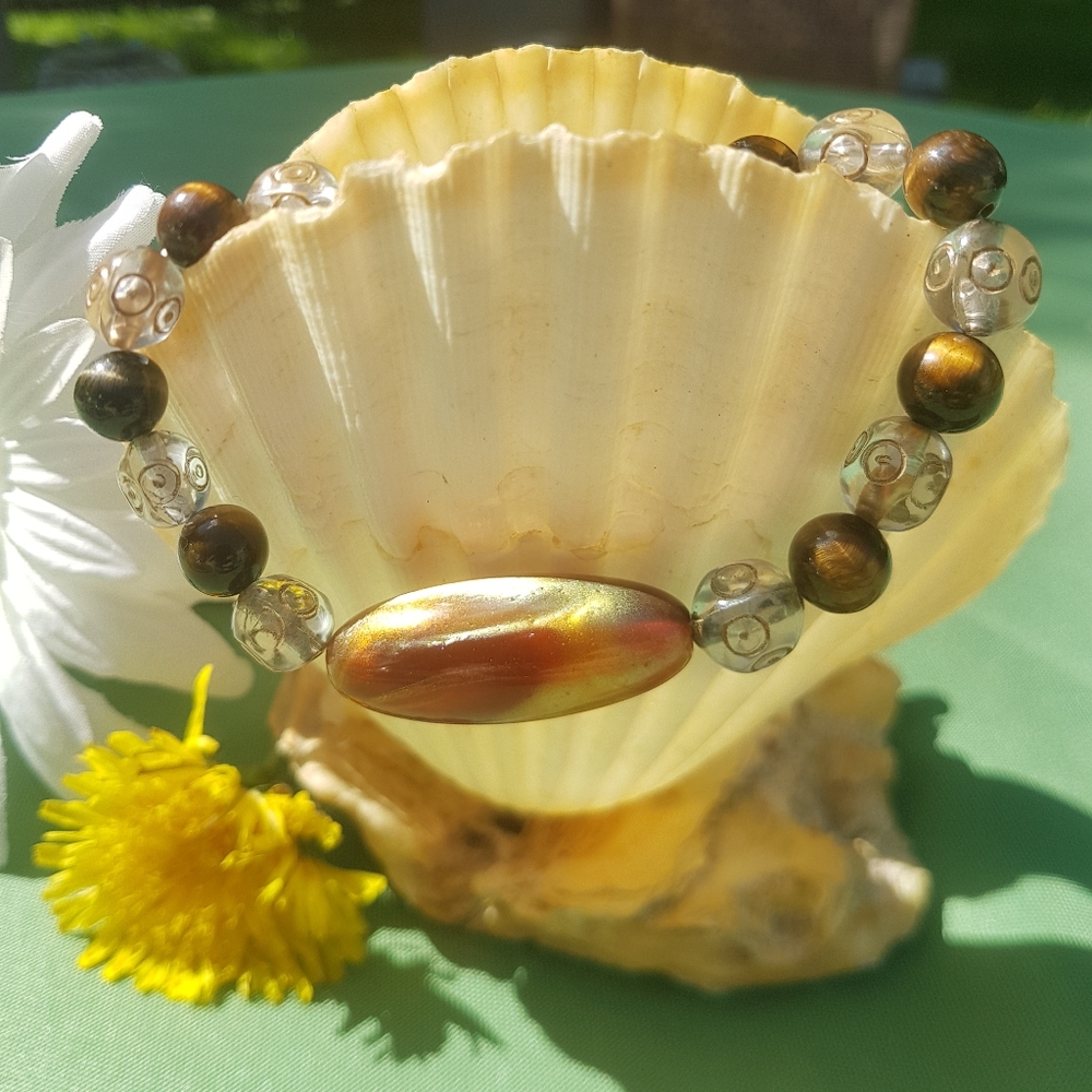 π― Tiger Eye Earth Rune Bracelet - Picture 8 of 10